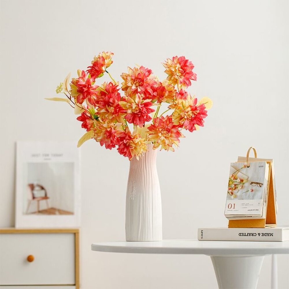 Minimalist Home Accent Vase